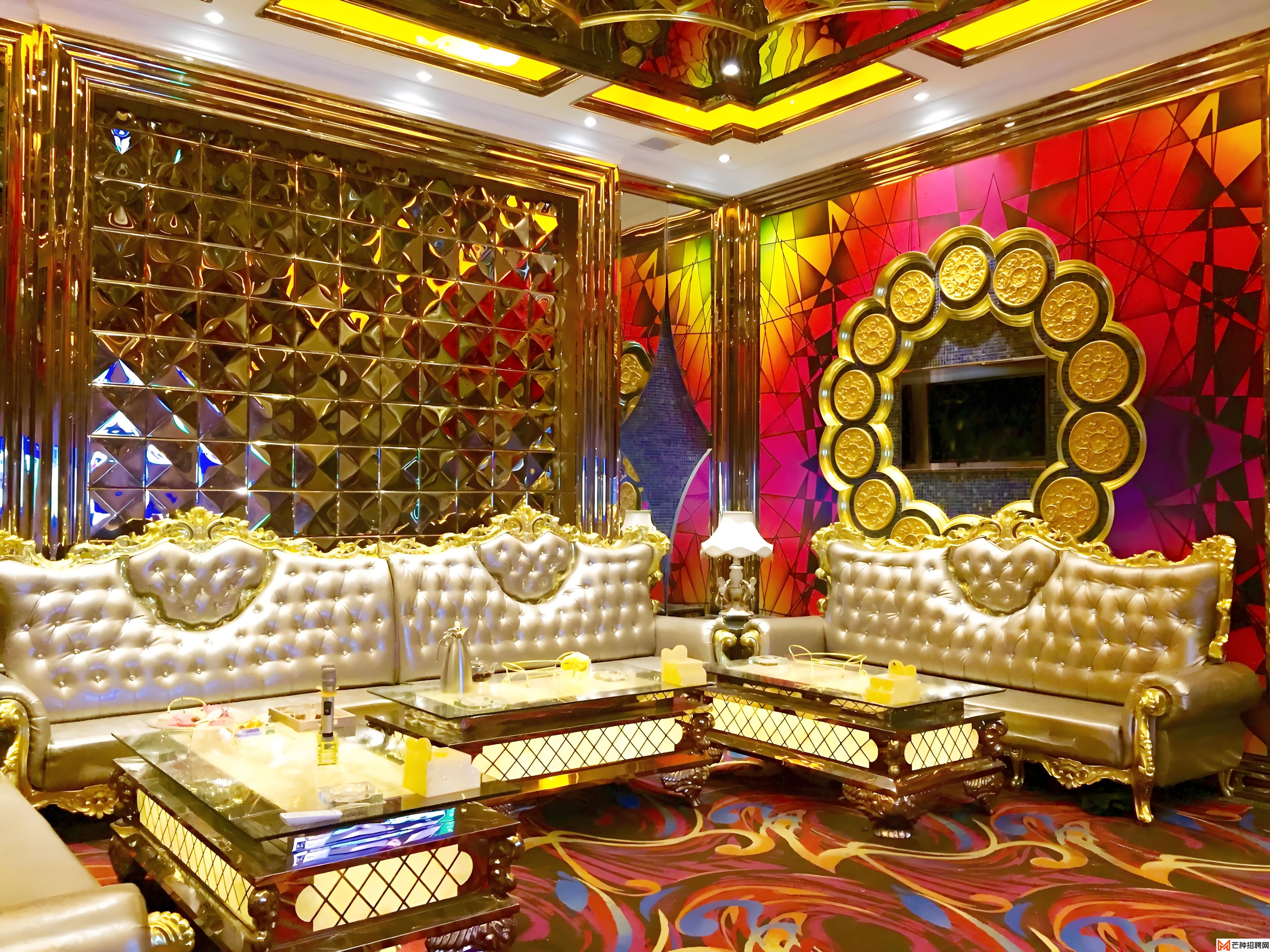 厦门酒吧高薪招聘：开启光彩夺目的职业生涯