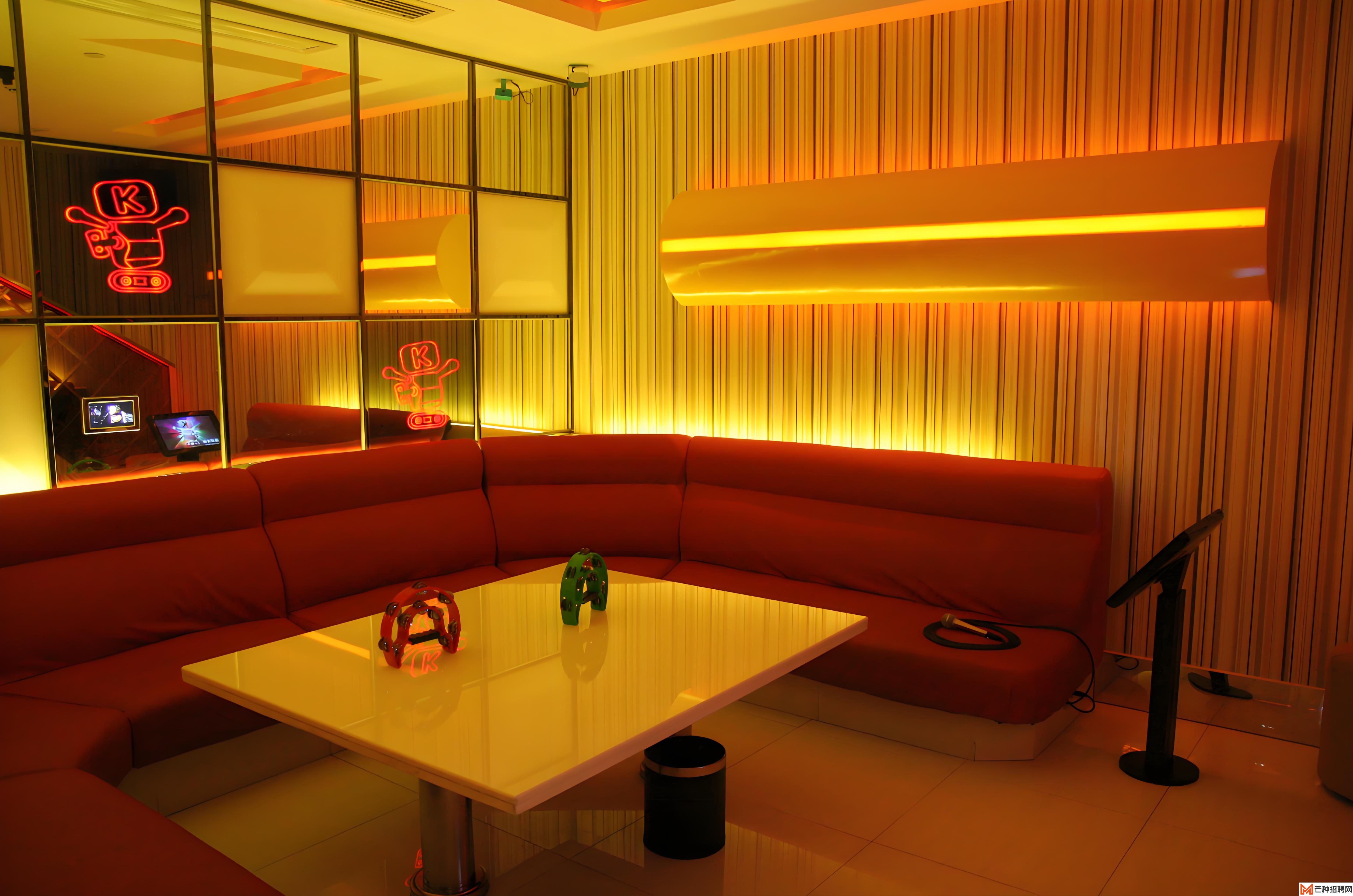 厦门夜色闪耀，等你来一起嗨！—前台接待招聘